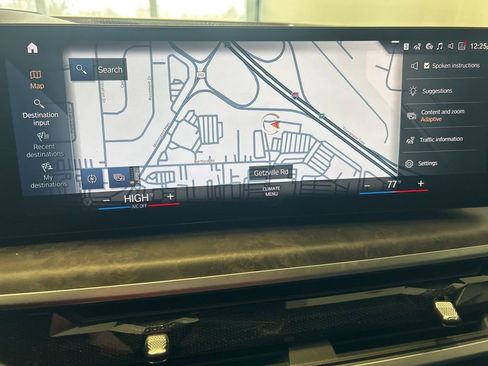 Used 2023 BMW X7 xDrive40i w/ Parking Assistance Package image 9