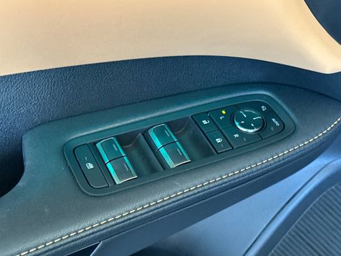 Certified 2025 Lexus RX 350 AWD/4WD image 14