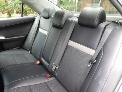 Used 2014 Toyota Camry SE w/ Fleet Convenience Package FWD image 14