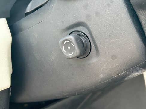 Used 2023 Toyota Sequoia Capstone image 35