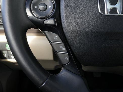 Used 2016 Honda Accord EX-L image 44