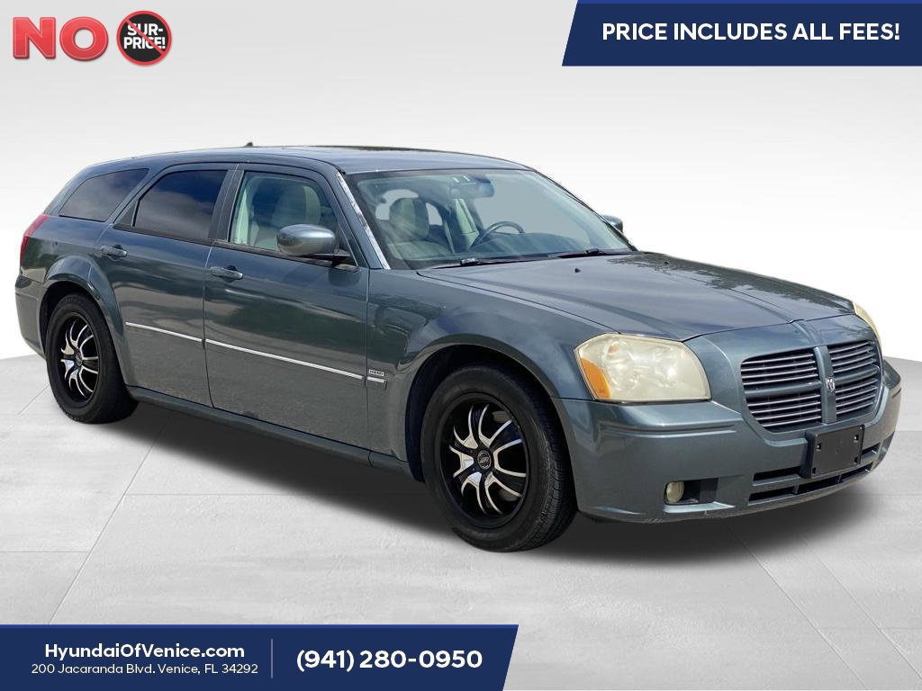 Used 2005 Dodge Magnum R/T w/ Convenience Group II RWD image 1
