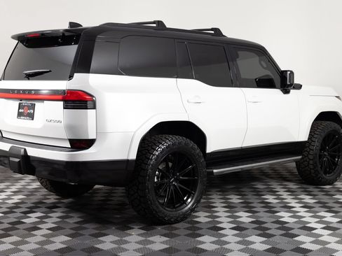 Used 2026 Lexus GX 550 w/ Accessory Package (ZB) AWD/4WD image 8