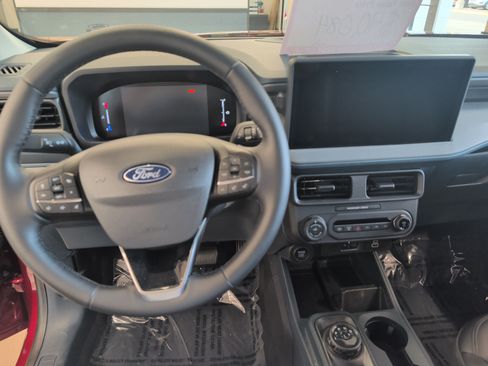 Used 2026 Ford Maverick Lariat w/ Black Appearance Package AWD/4WD image 9
