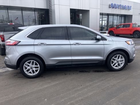 Certified 2024 Ford Edge SEL image 8