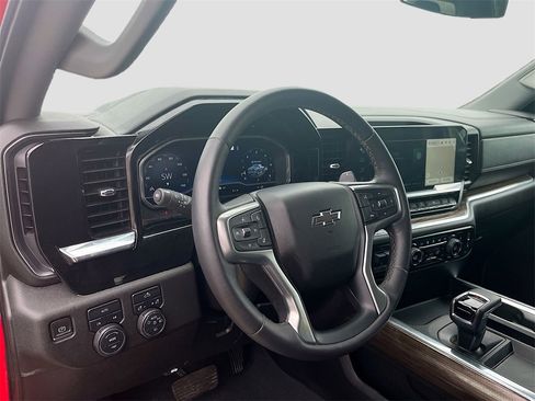 Used 2023 Chevrolet Silverado 1500 RST w/ Rally Edition image 9