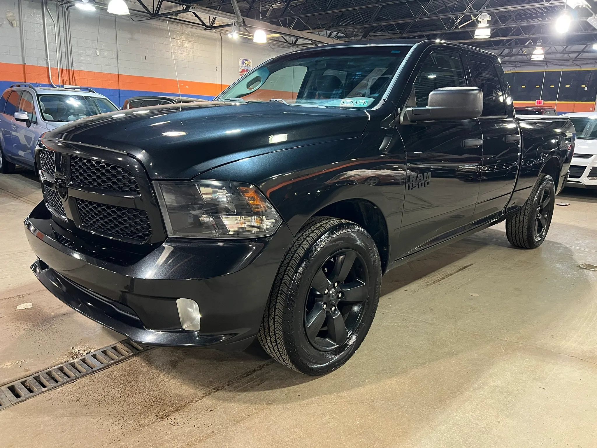 Used 2017 RAM 1500 Express w/ Black Ram 1500 Express Group AWD/4WD image 8