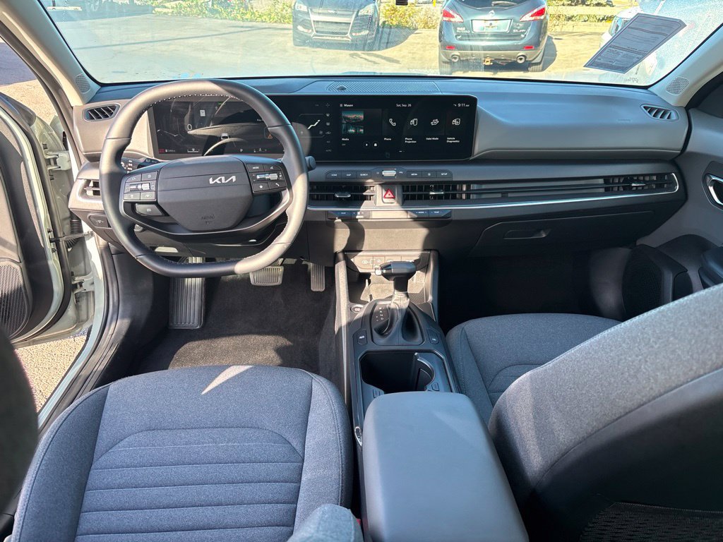 Used 2025 Kia K4 EX FWD image 19