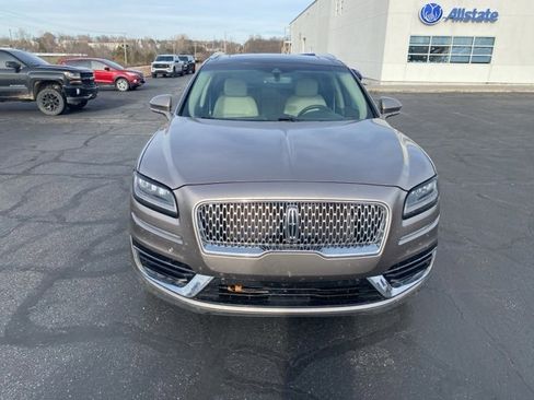 Used 2019 Lincoln Nautilus Reserve image 9
