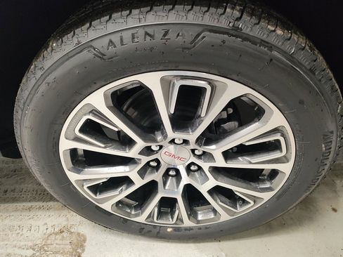 New 2026 GMC Yukon XL Denali w/ Sun & Power Step Package image 22