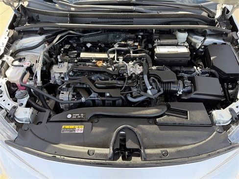 Certified 2025 Toyota Corolla LE image 29