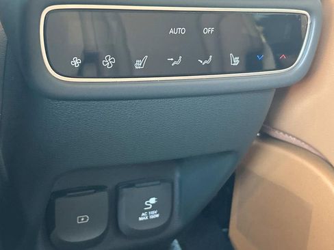 New 2026 Genesis GV80 2.5T Prestige AWD/4WD image 22