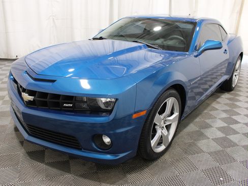 Used 2010 Chevrolet Camaro SS RWD image 33