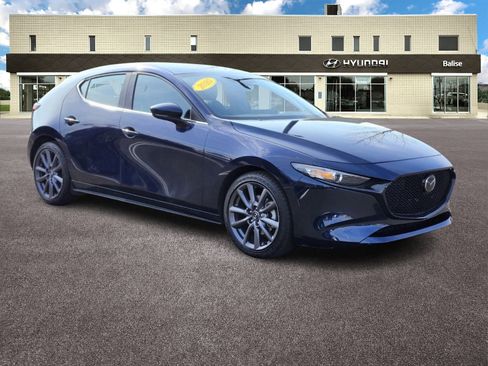 Used 2020 MAZDA MAZDA3 AWD Hatchback w/ Preferred Pkg image 1