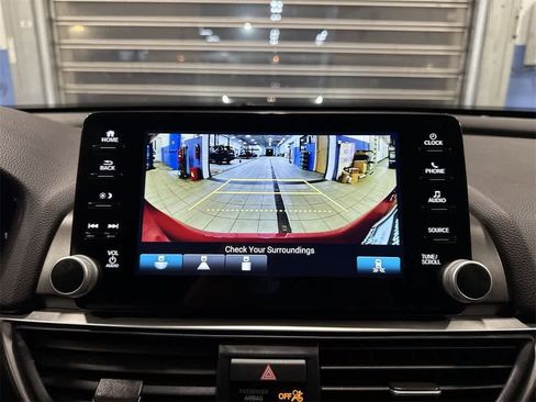 Used 2022 Honda Accord Sport image 25
