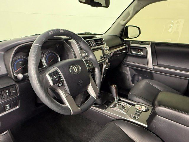 Used 2016 Toyota 4Runner Limited RWD image 19