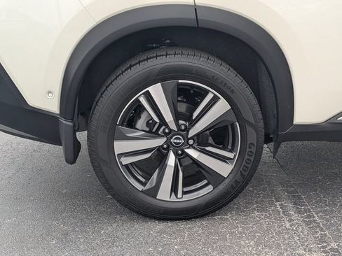 Used 2023 Nissan Rogue Platinum w/ Platinum Premium Package FWD image 10