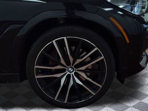 Used 2023 BMW X6 xDrive40i w/ Executive Package image 11