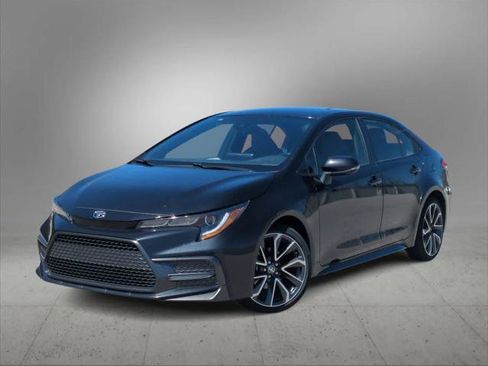 Certified 2022 Toyota Corolla SE FWD image 1