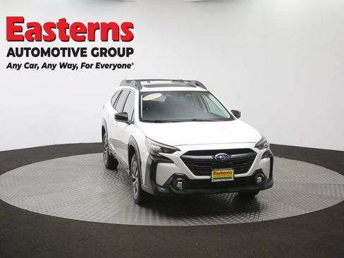 Used 2023 Subaru Outback Premium AWD/4WD image 51