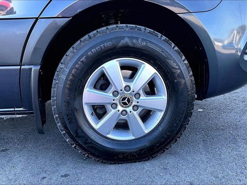 Used 2023 Mercedes-Benz Sprinter 2500 image 9