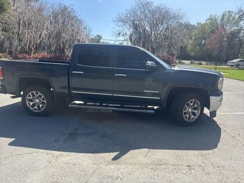 Used 2018 GMC Sierra 1500 SLT AWD/4WD image 3