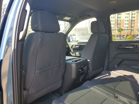 New 2026 Chevrolet Suburban LS image 13
