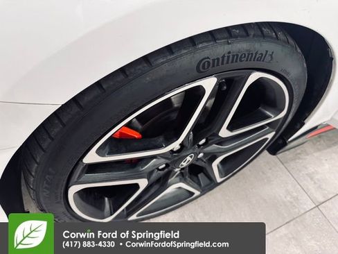 Used 2020 Hyundai Veloster N w/ Performance Package image 33