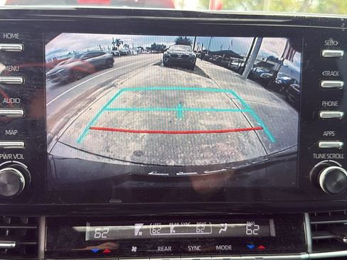 Used 2021 Toyota Sienna XSE w/ XSE Plus Package FWD image 39
