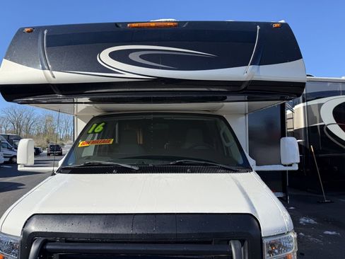 Used 2016 Ford E-450 and Econoline 450 Super Duty w/ Motorhome Prep Package image 30