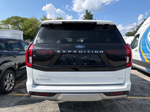 Used 2025 Ford Expedition Max Platinum AWD/4WD image 6