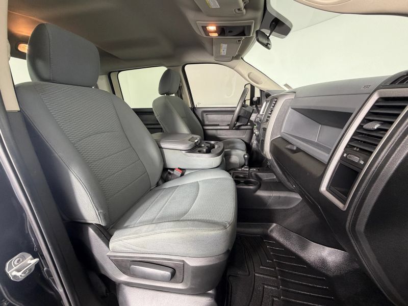 Used 2018 RAM 3500 Tradesman w/ Chrome Appearance Group AWD/4WD image 79