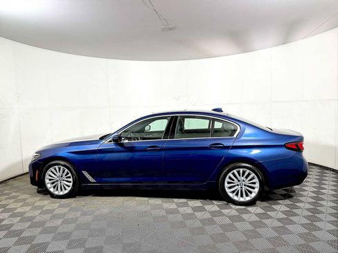 Used 2023 BMW 530i xDrive w/ Convenience Package AWD/4WD image 4