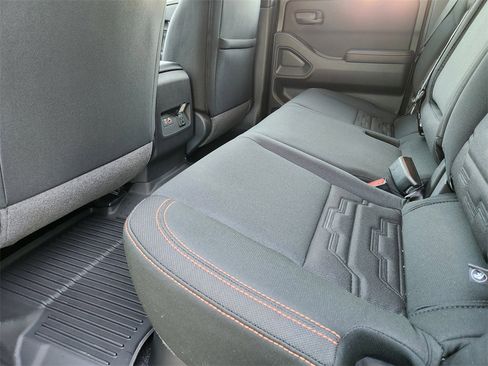 New 2026 Nissan Frontier Pro-X w/ Pro-X Convenience Package image 19