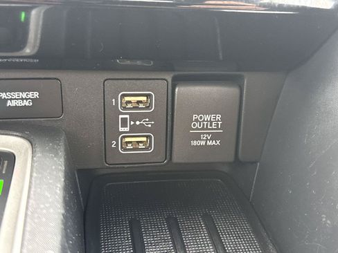 Used 2020 Honda Insight EX image 32