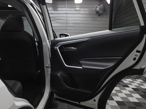 Used 2020 Toyota RAV4 XLE w/ Convenience Package AWD/4WD image 35