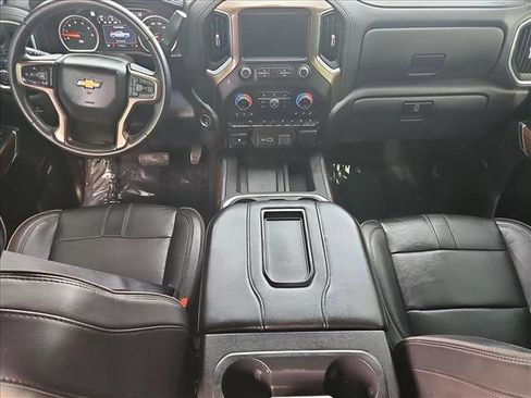 Used 2022 Chevrolet Silverado 3500 High Country w/ Z71 Off-Road Package image 15