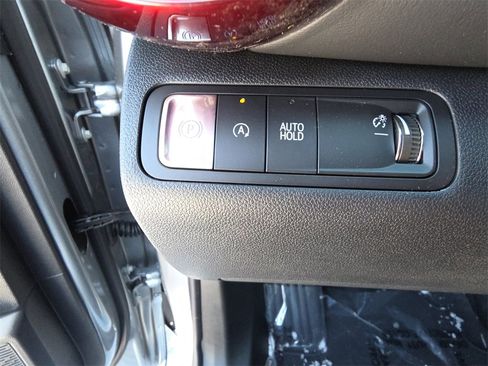 New 2026 Chevrolet Equinox RS w/ Convenience Package III image 21