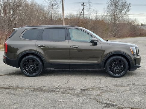 Used 2021 Kia Telluride EX w/ EX Premium Package image 4