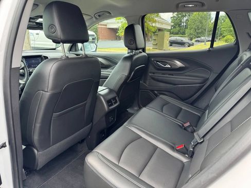 Certified 2024 GMC Terrain SLT AWD/4WD image 18