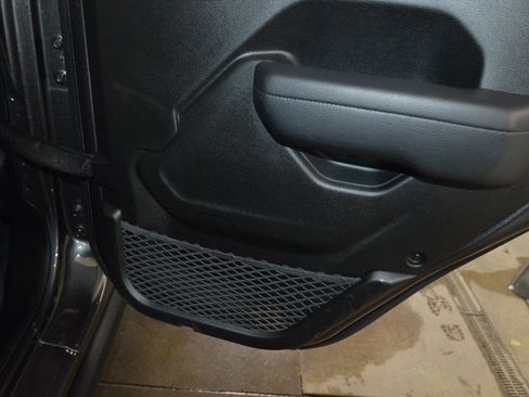 Used 2025 Jeep Wrangler Unlimited Sport S 4xe image 15