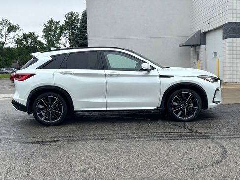 Used 2025 INFINITI QX50 Sport AWD/4WD image 2