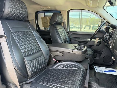 Used 2014 Chevrolet Silverado 2500 LT image 15