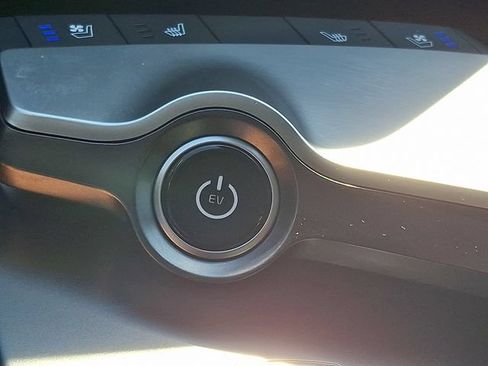 Used 2023 Kia EV6 Wind w/ Wind Technology Package RWD image 22