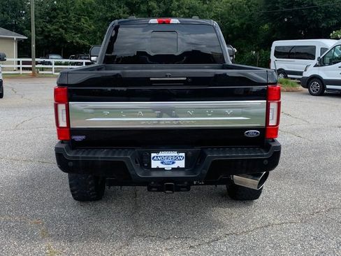 Used 2022 Ford F250 Platinum w/ FX4 Off-Road Package AWD/4WD image 6