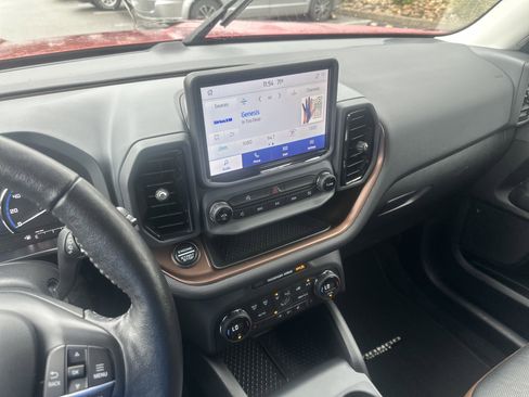 Used 2021 Ford Bronco Sport Outer Banks AWD/4WD image 37
