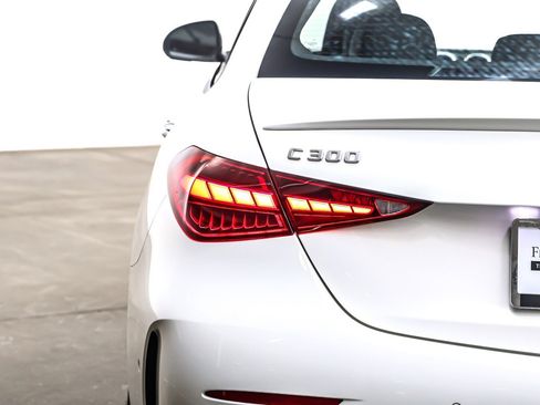 Used 2023 Mercedes-Benz C 300 Sedan image 15