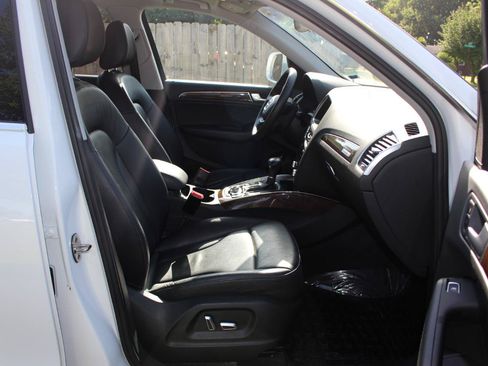 Used 2017 Audi Q5 2.0T Premium AWD/4WD image 37