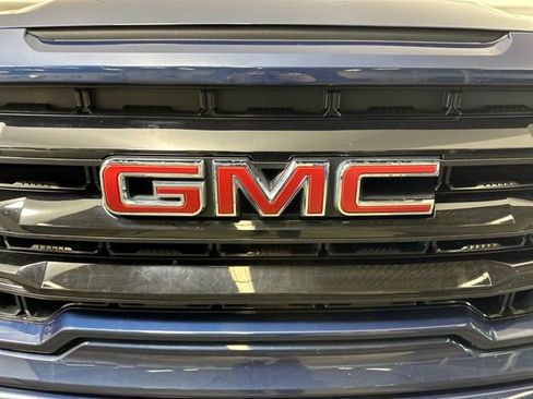 Used 2020 GMC Sierra 1500 Elevation w/ Elevation Value Package image 9