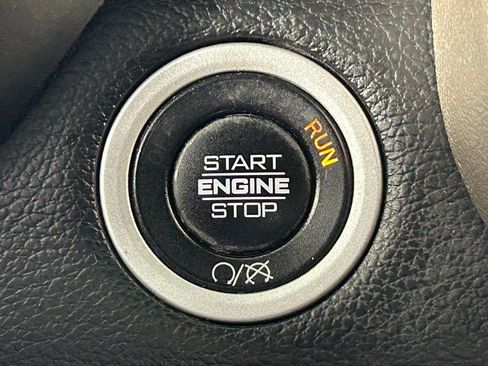 Used 2019 RAM 2500 Laramie w/ Night Edition AWD/4WD image 23